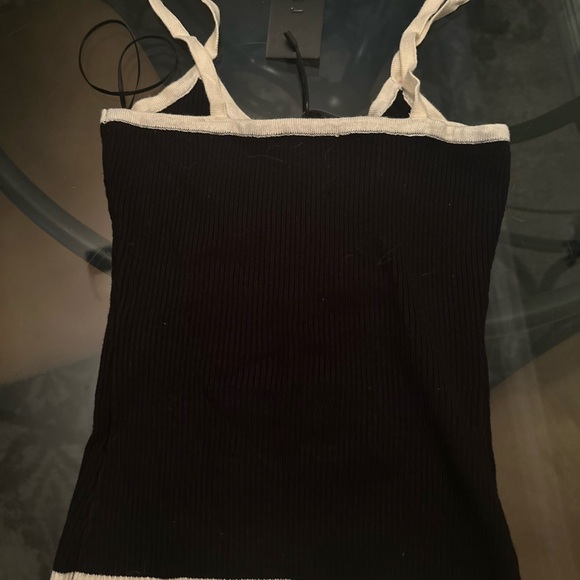 LIONESS BOW TOP - Picture 4 of 4